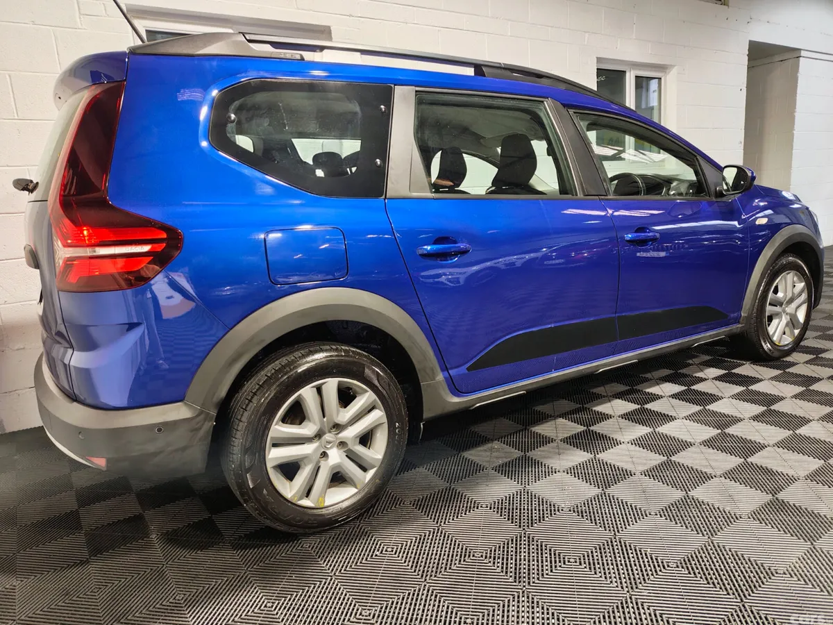 Dacia Jogger MPV, Petrol, 2022, Blue