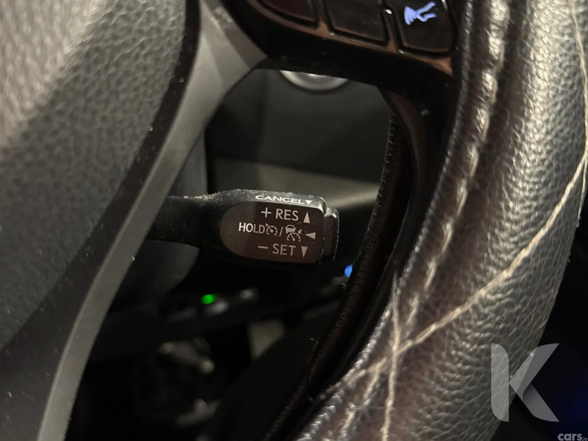 Toyota C-HR SUV, Petrol Hybrid, 2018, White