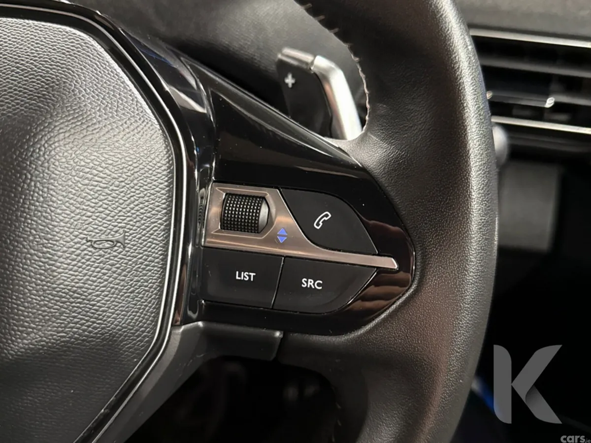 Peugeot 5008 MPV, Petrol Hybrid, 2024, Black