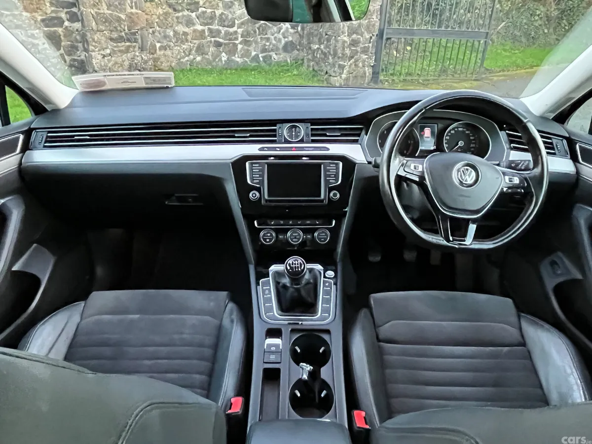 Volkswagen Passat Estate, Diesel, 2018, Black