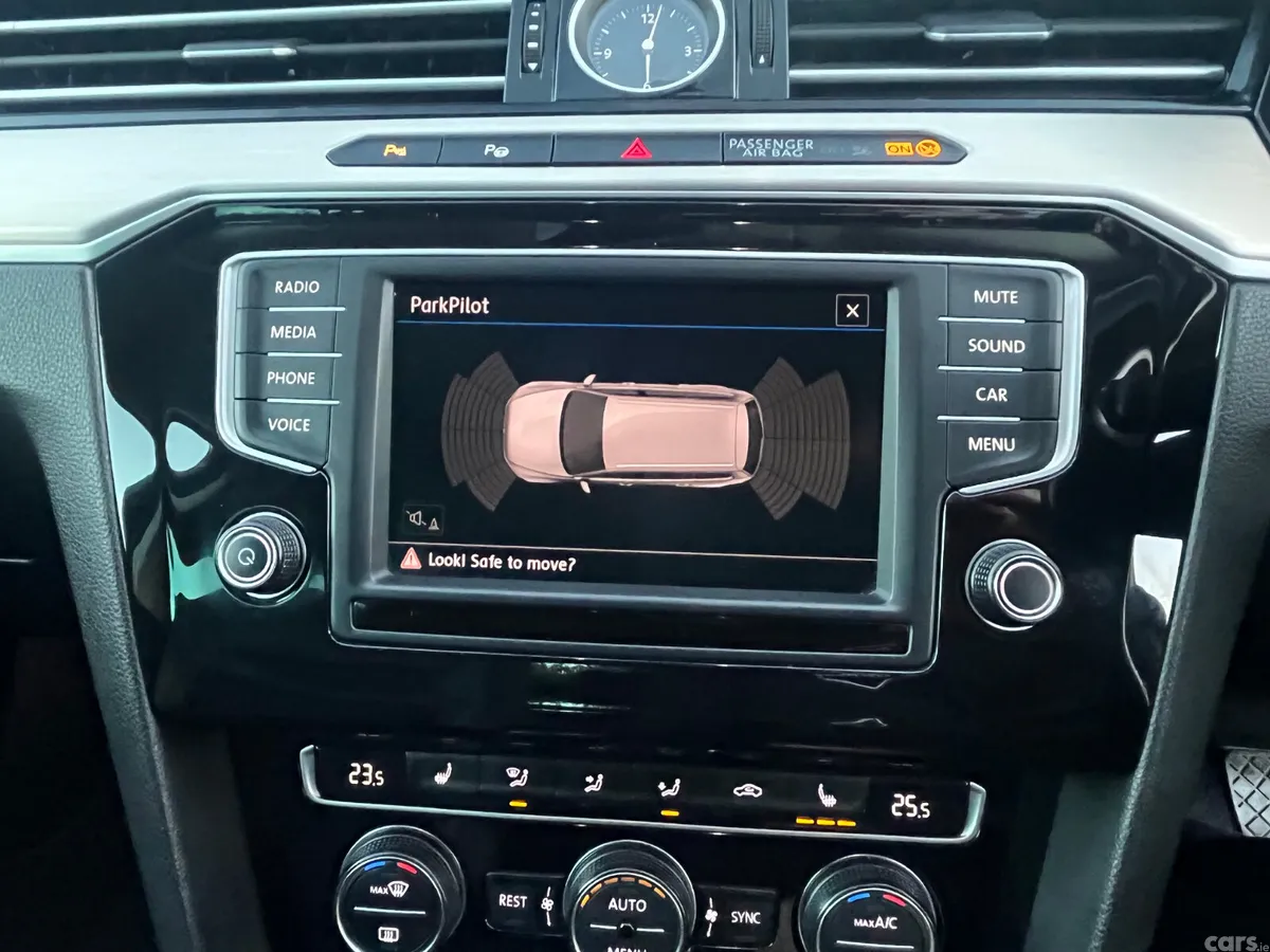 Volkswagen Passat Estate, Diesel, 2018, Black