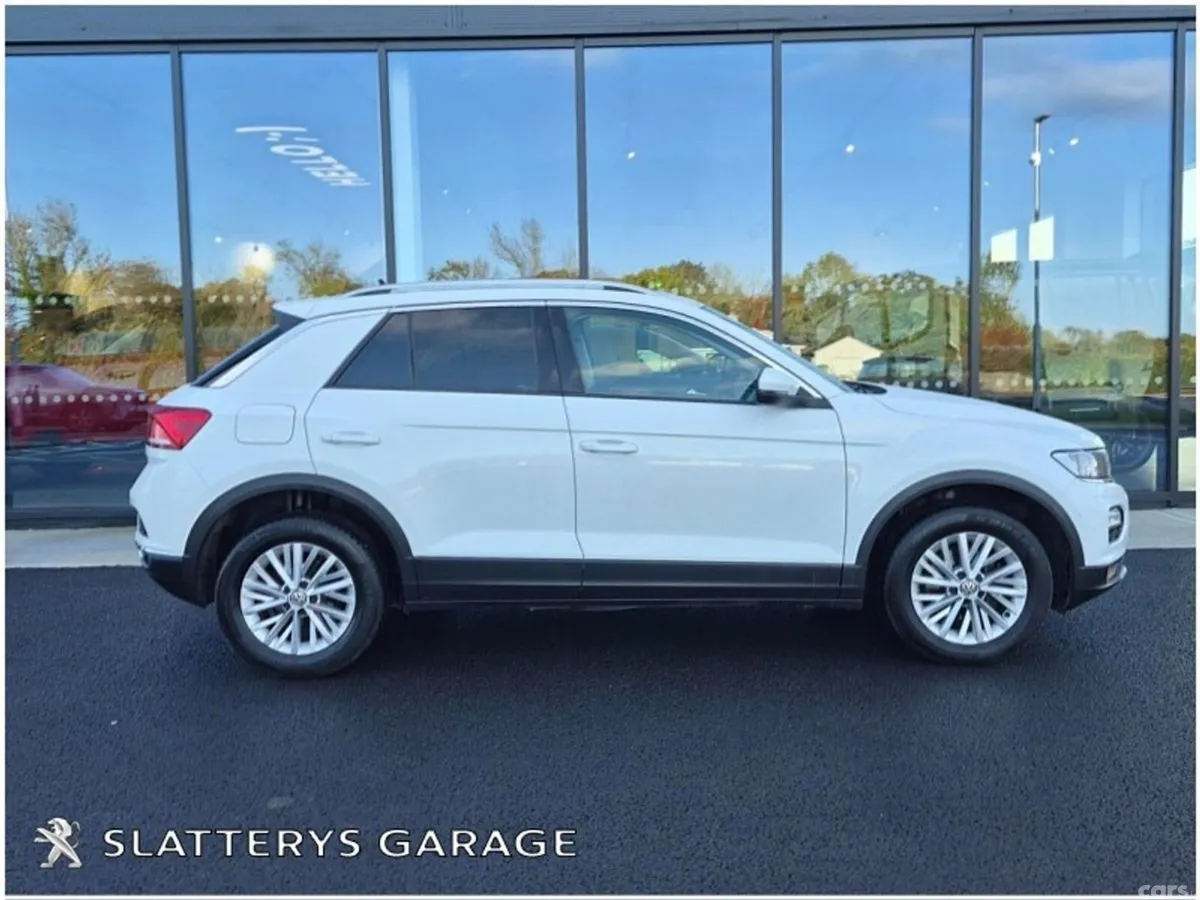 Volkswagen T-Roc SUV, Diesel, 2020, White