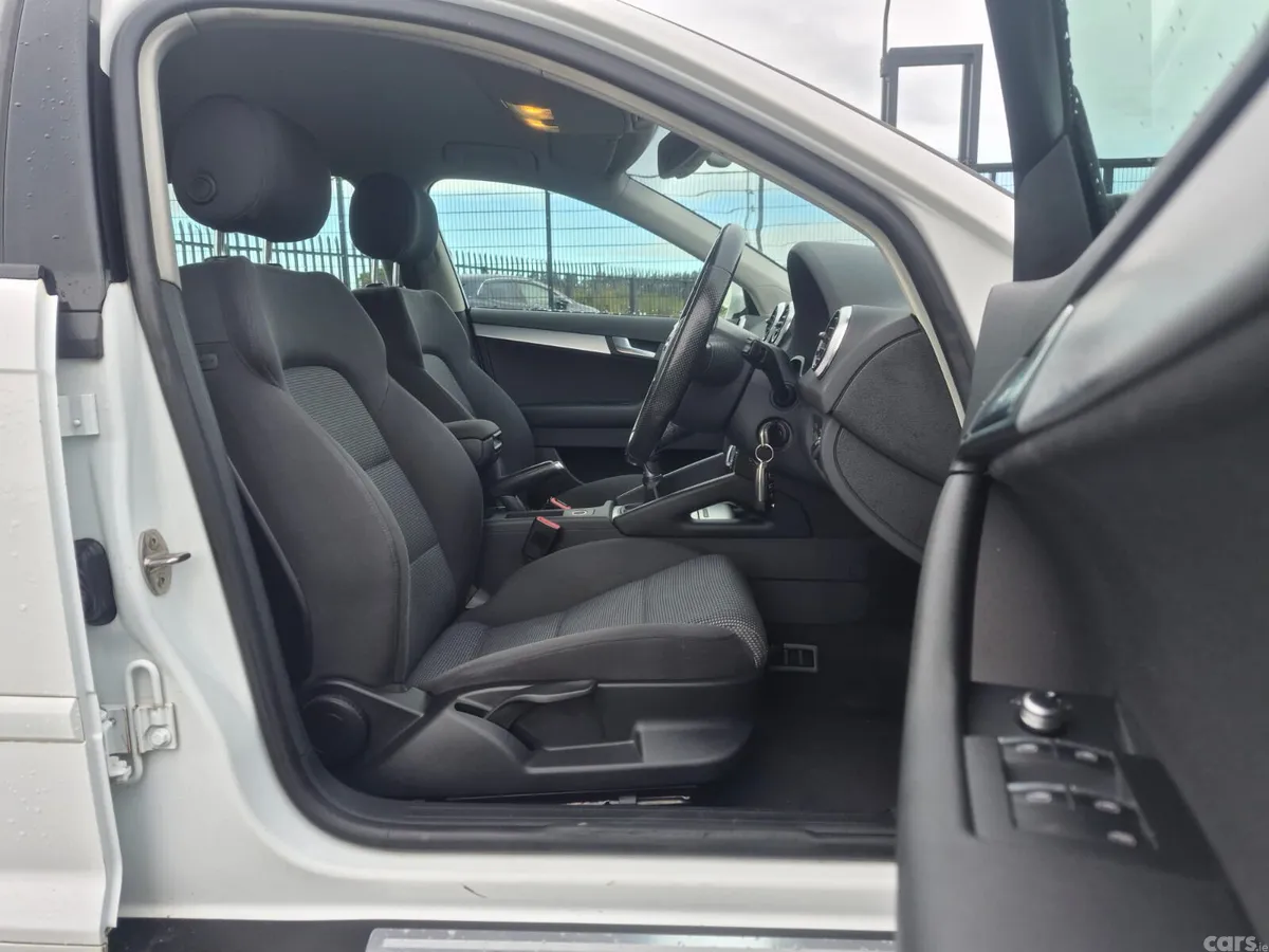 Audi A3 Hatchback, Diesel, 2013, White