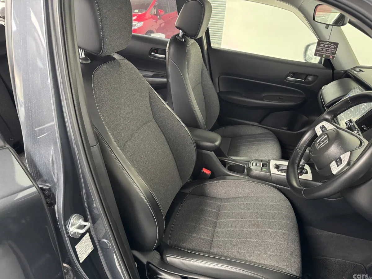 Honda Jazz Hatchback, Petrol Hybrid, 2023, Grey