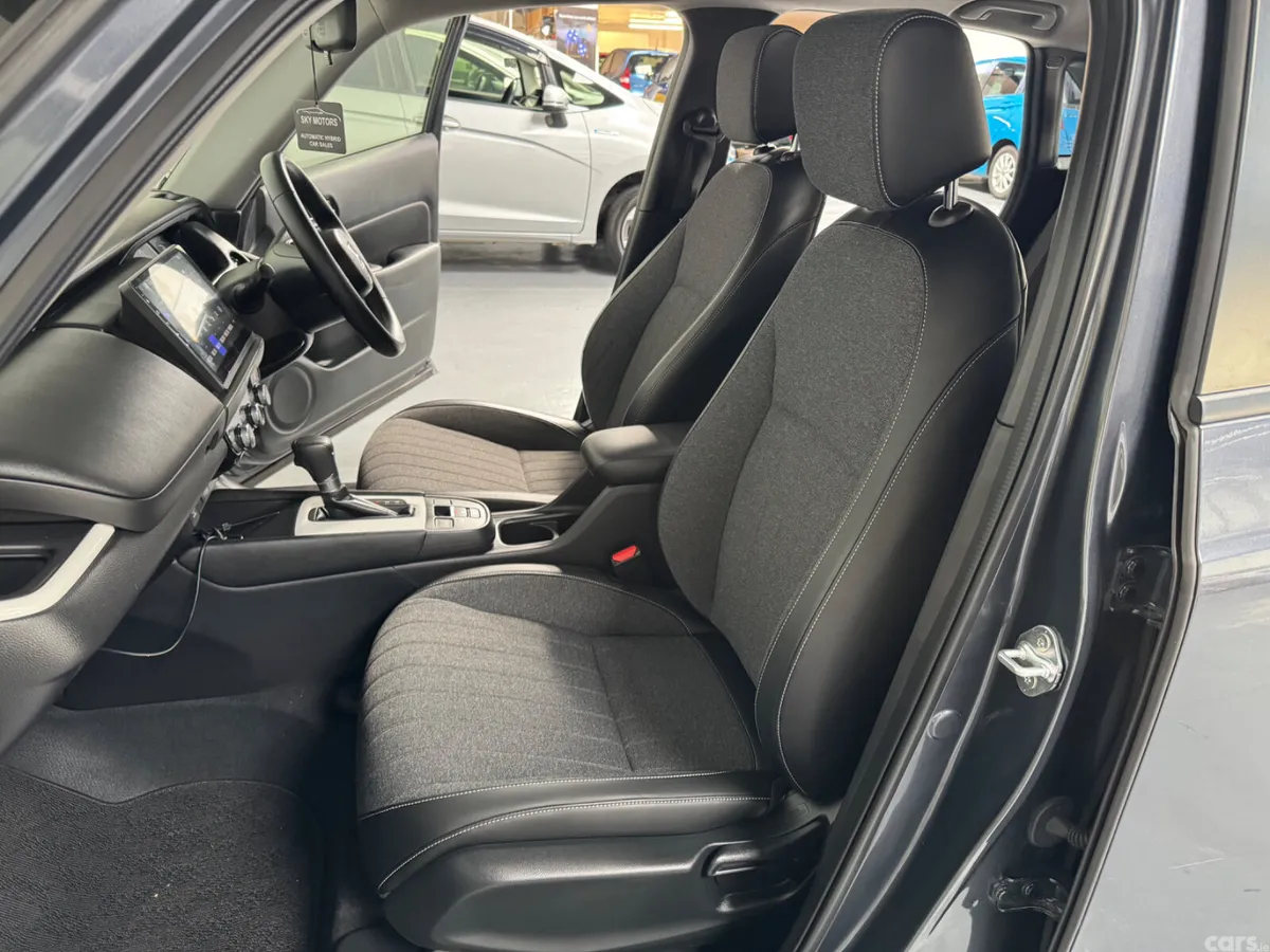 Honda Jazz Hatchback, Petrol Hybrid, 2023, Grey
