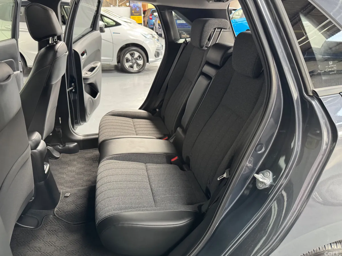 Honda Jazz Hatchback, Petrol Hybrid, 2023, Grey