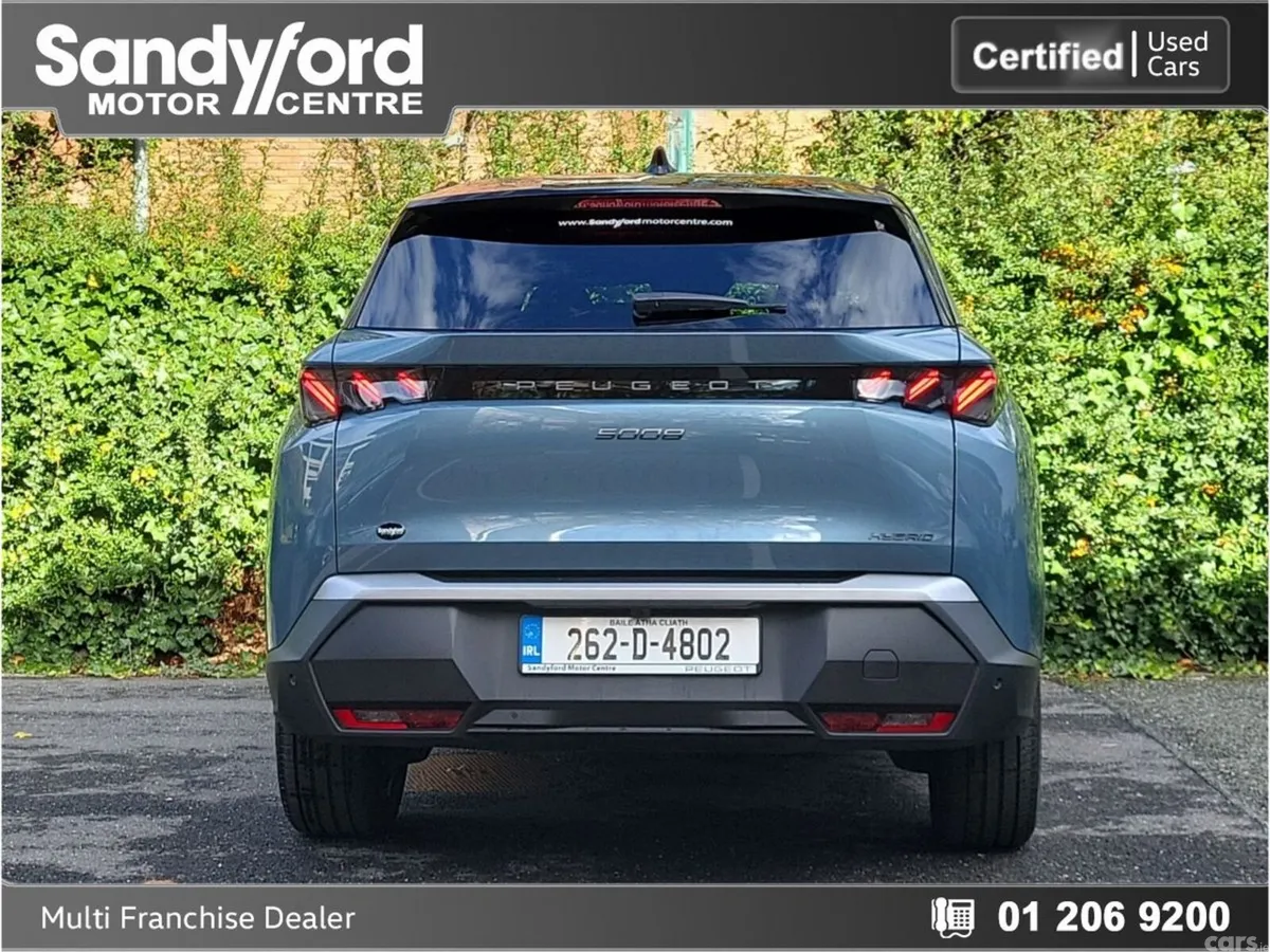 Peugeot 5008 MPV, Petrol Hybrid, 2026, Blue