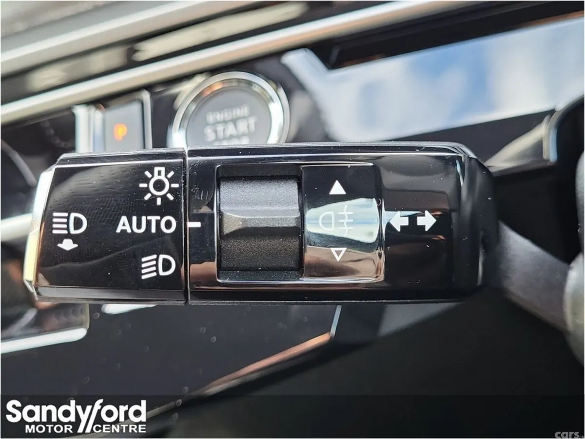 Peugeot 5008 MPV, Petrol Hybrid, 2026, Blue