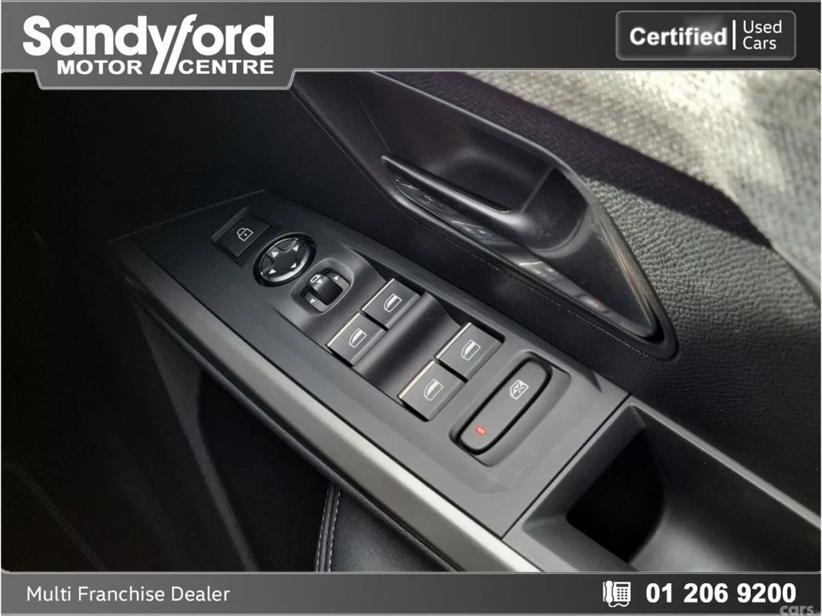 Peugeot 5008 MPV, Petrol Hybrid, 2026, Blue