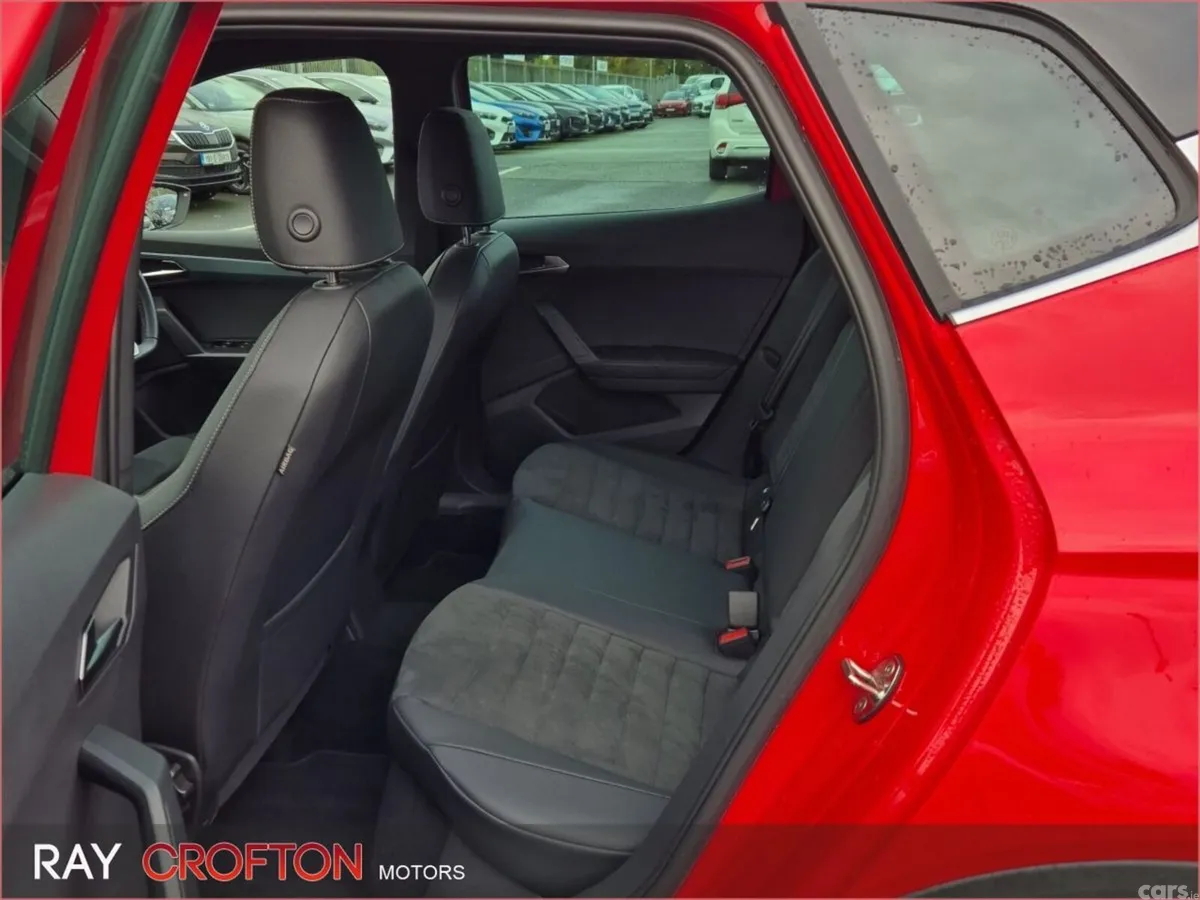 SEAT Arona SUV, Petrol, 2023, Red