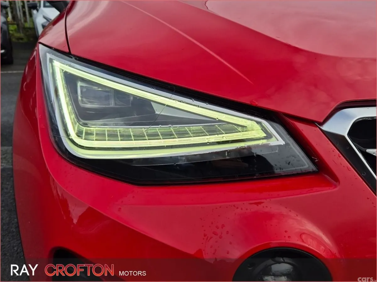 SEAT Arona SUV, Petrol, 2023, Red