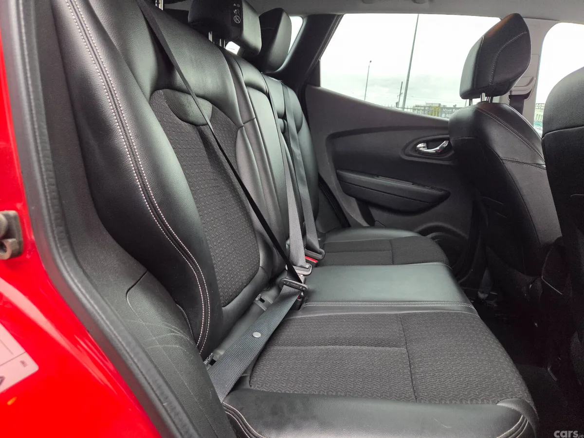 Renault Kadjar SUV, Diesel, 2017, Red