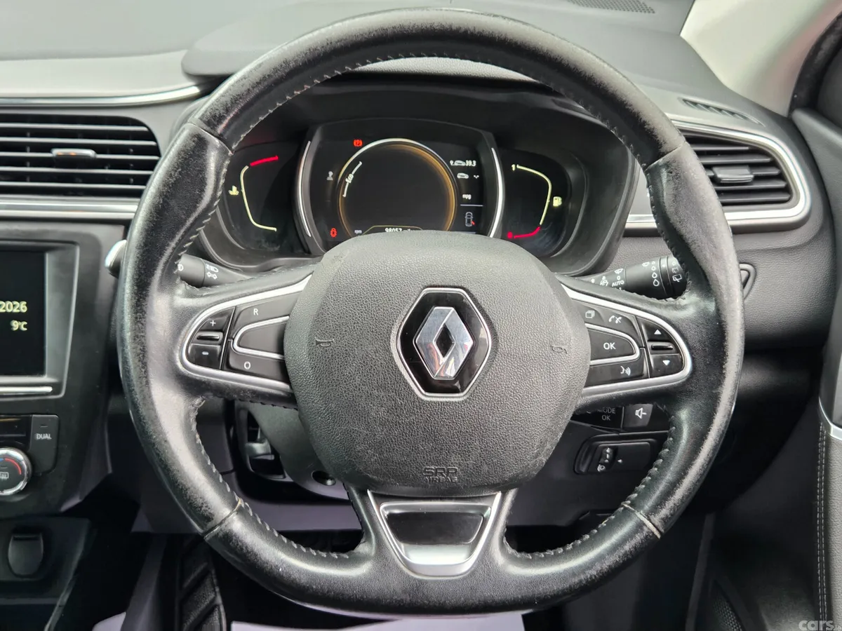 Renault Kadjar SUV, Diesel, 2017, Red