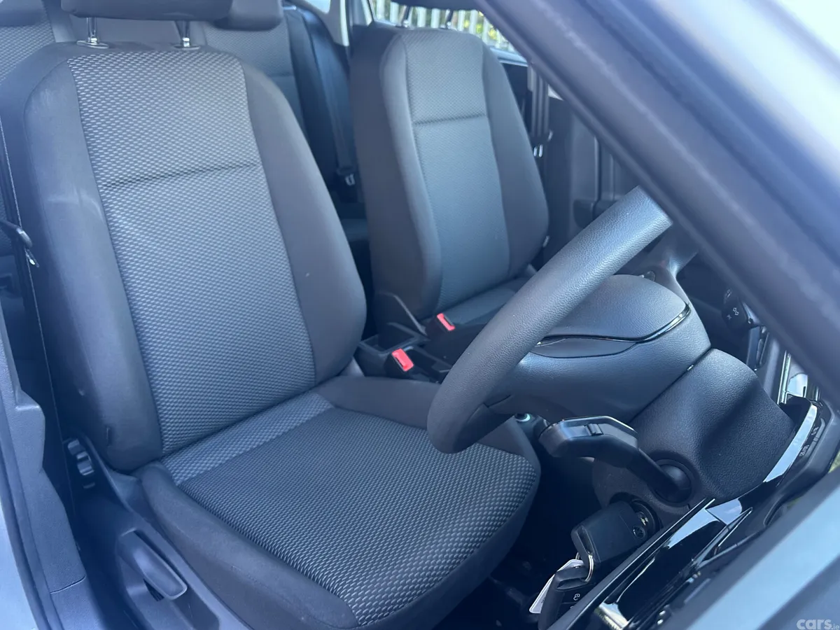 Volkswagen Polo Hatchback, Petrol, 2018, Silver