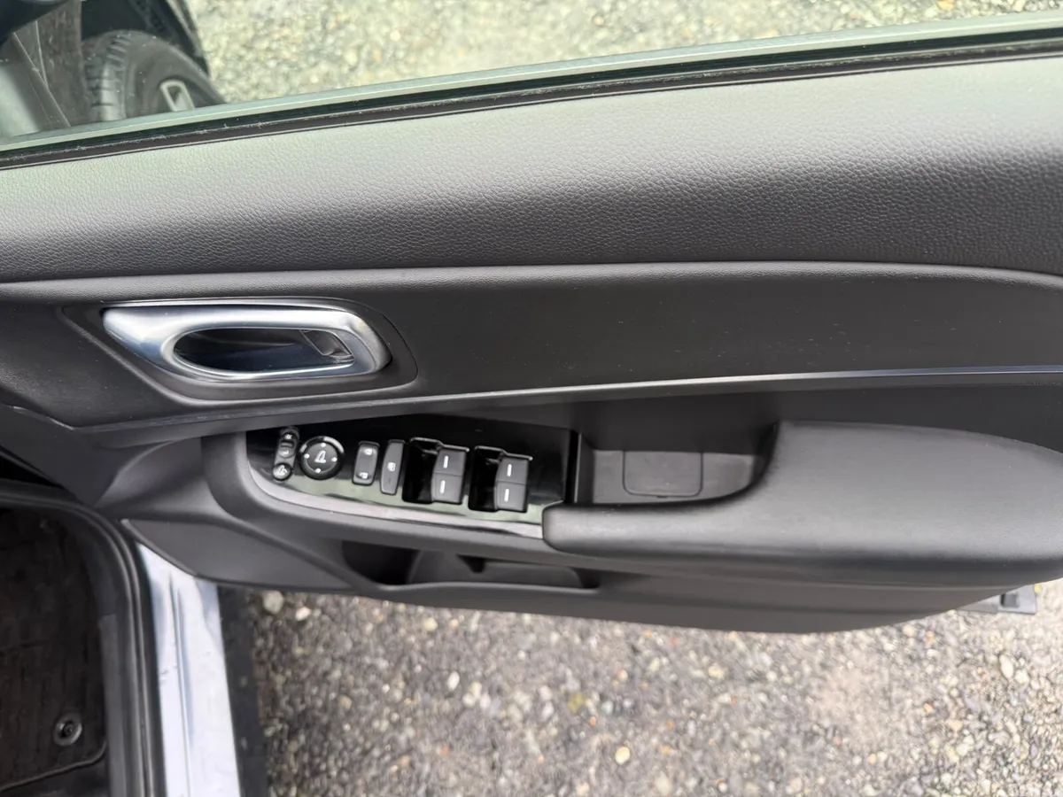 Honda Vezel SUV, Petrol Hybrid, 2021, Grey