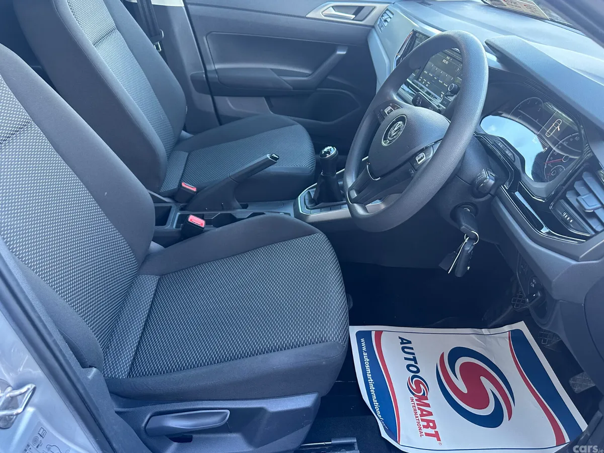 Volkswagen Polo Hatchback, Petrol, 2018, Silver