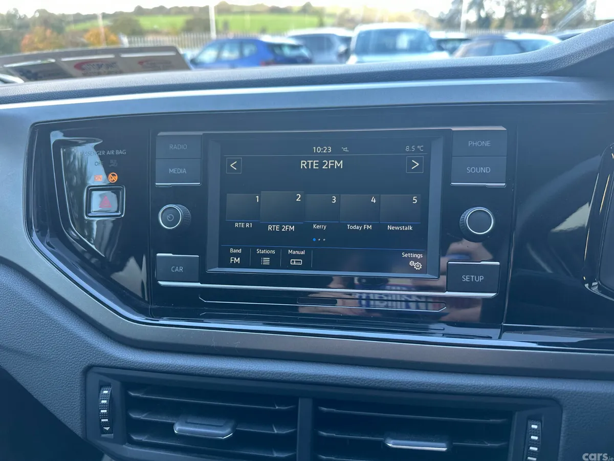 Volkswagen Polo Hatchback, Petrol, 2018, Silver