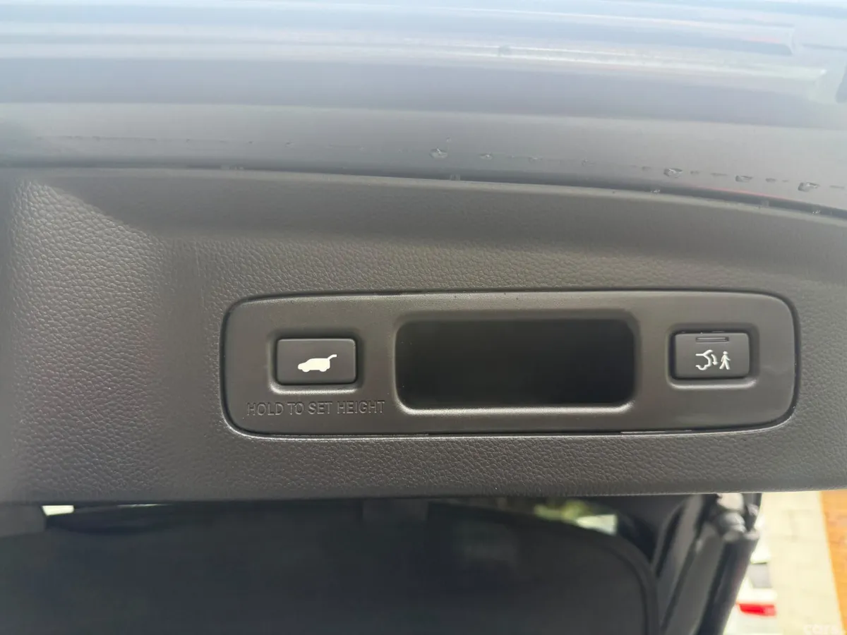 Honda Vezel SUV, Petrol Hybrid, 2021, Grey