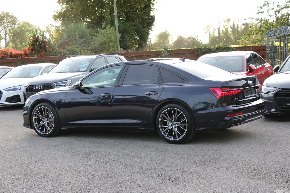 Audi A6 Saloon, Diesel, 2023, Blue