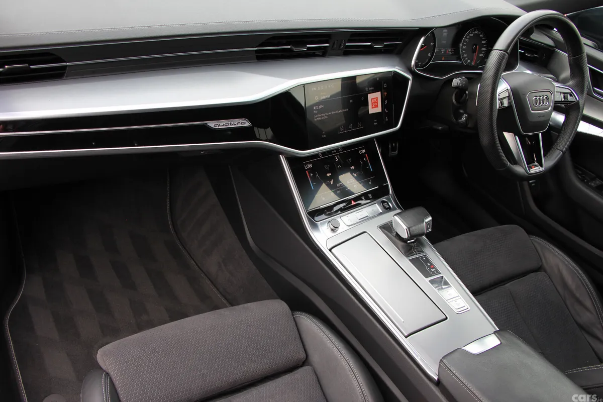 Audi A6 Saloon, Diesel, 2023, Blue