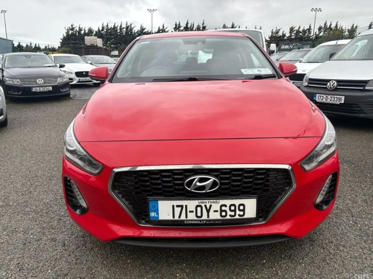 Hyundai i30 Hatchback, Diesel, 2017, Red