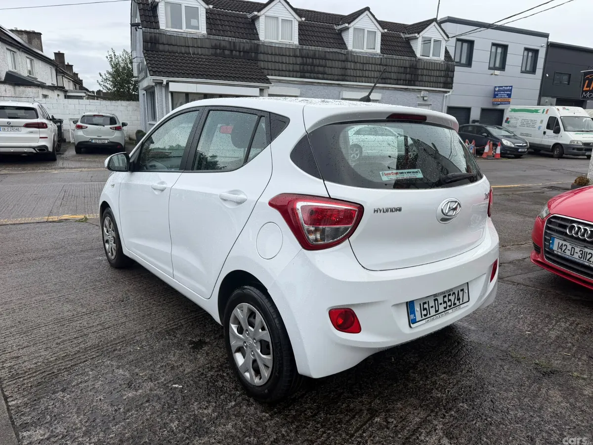 Hyundai i10 Hatchback, Petrol, 2015, White