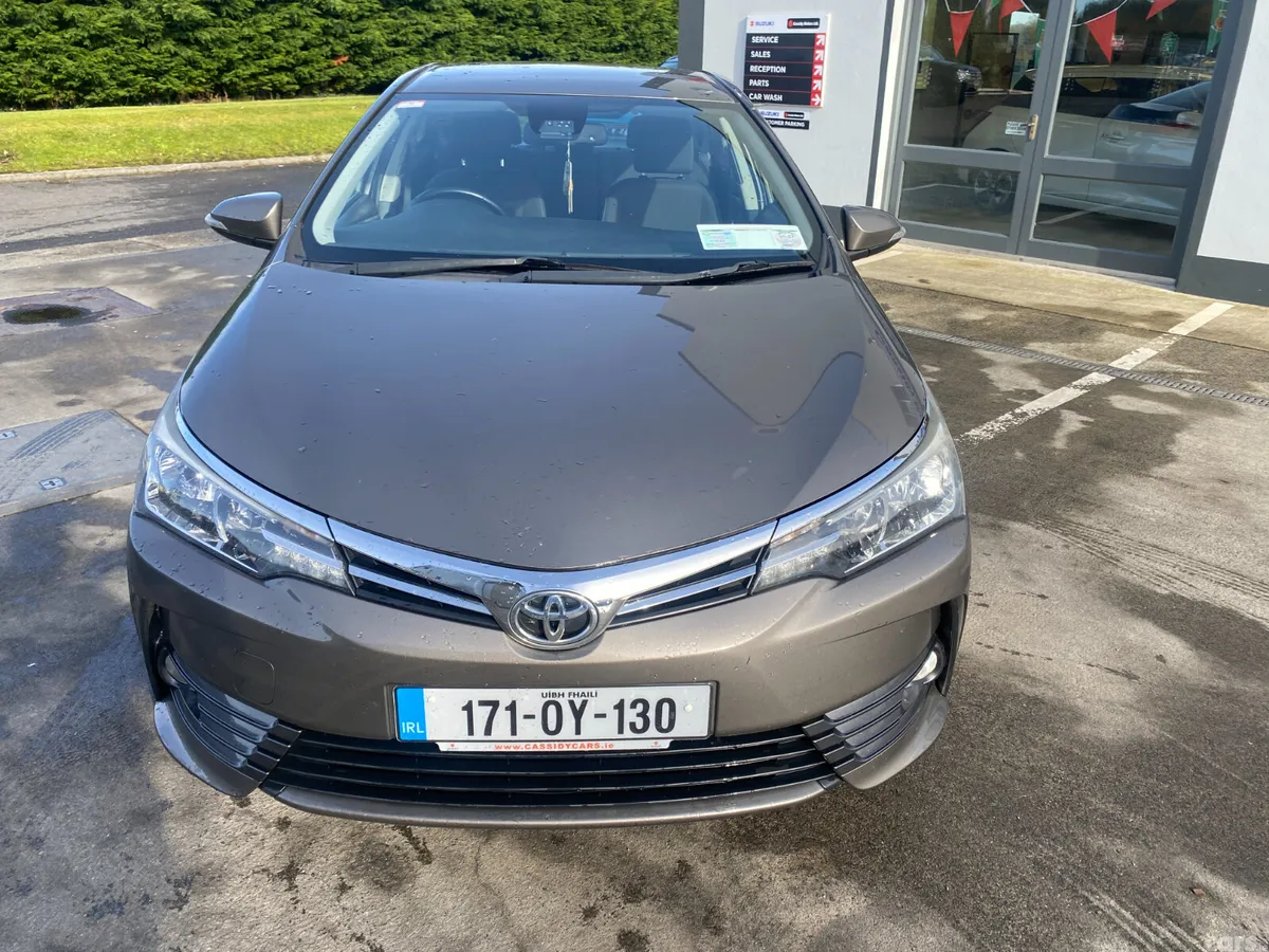 Toyota Corolla Saloon, Petrol, 2017, Grey