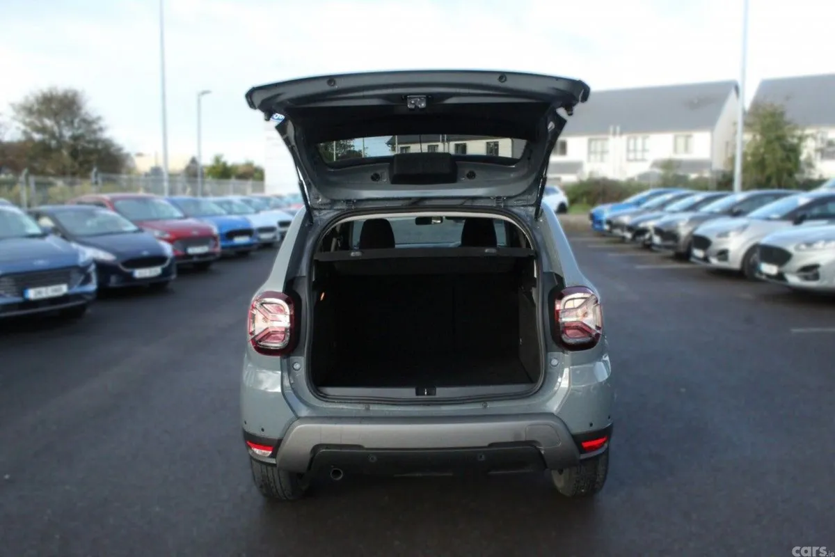Dacia Duster SUV, Diesel, 2023, Grey