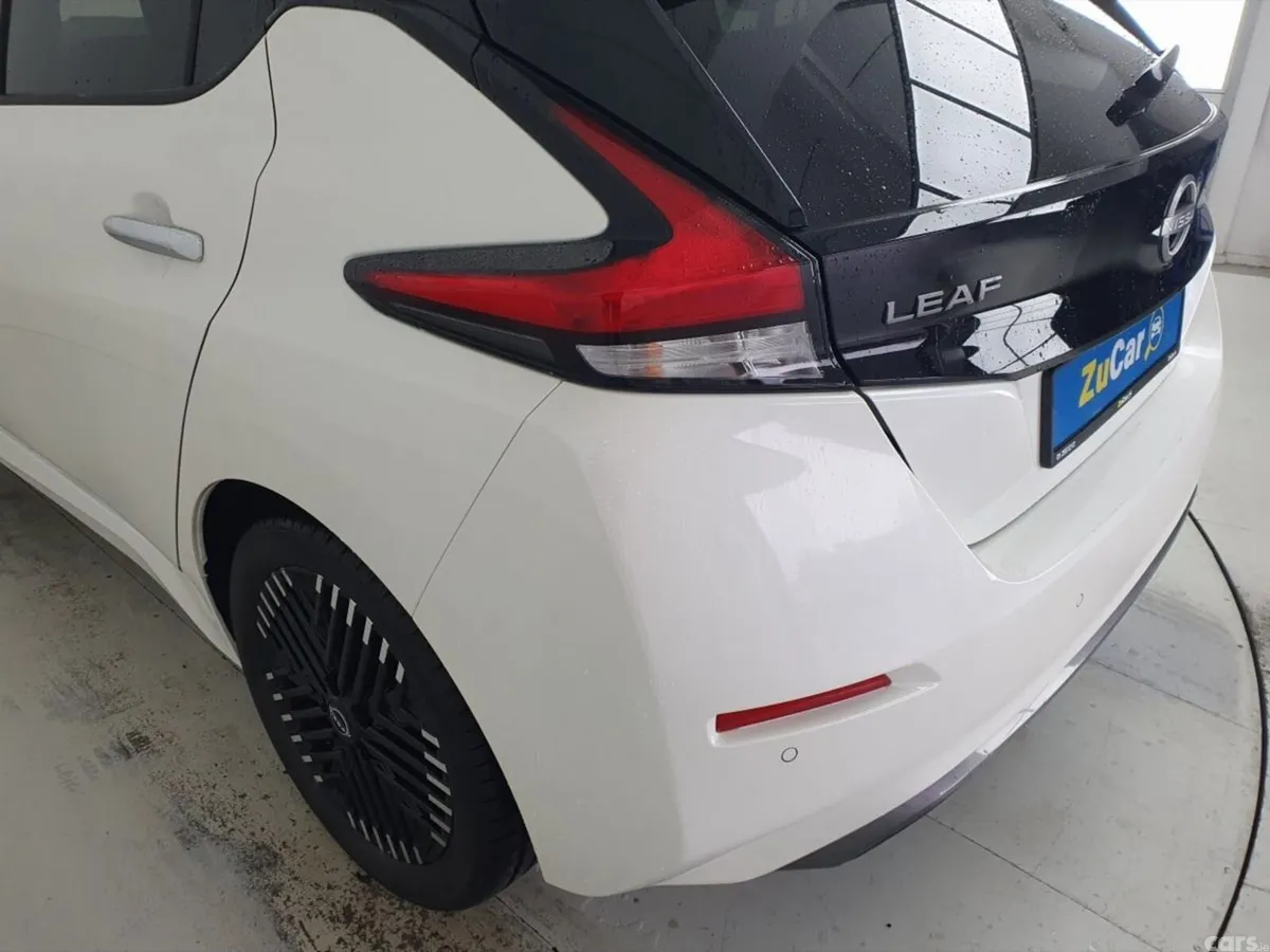 Nissan Leaf Hatchback, Electric, 2023, White