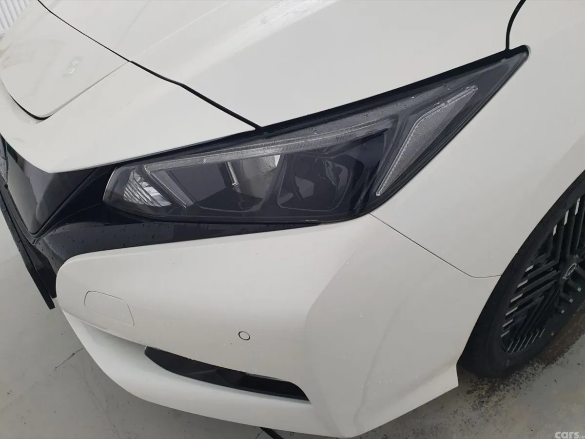 Nissan Leaf Hatchback, Electric, 2023, White