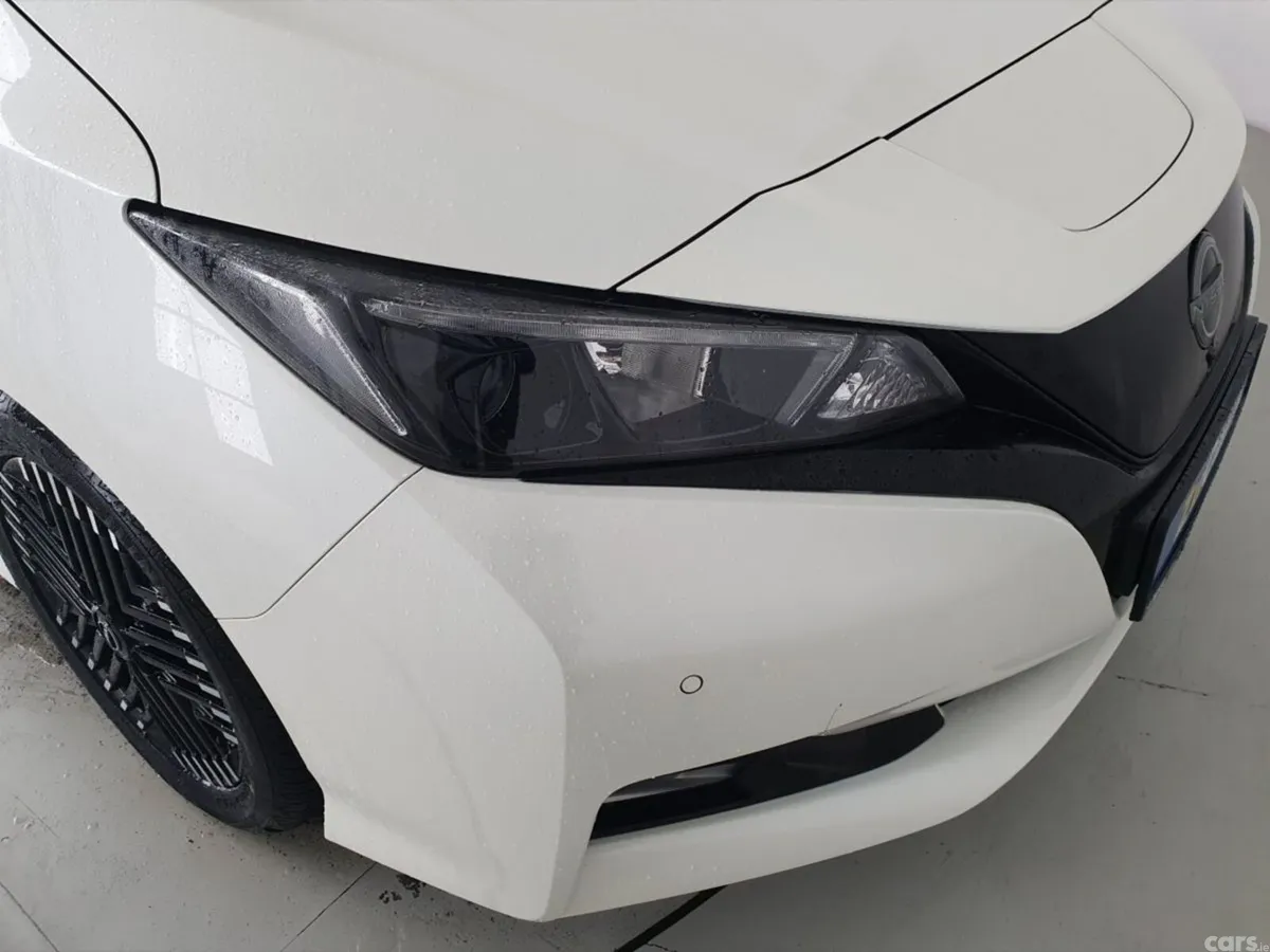 Nissan Leaf Hatchback, Electric, 2023, White