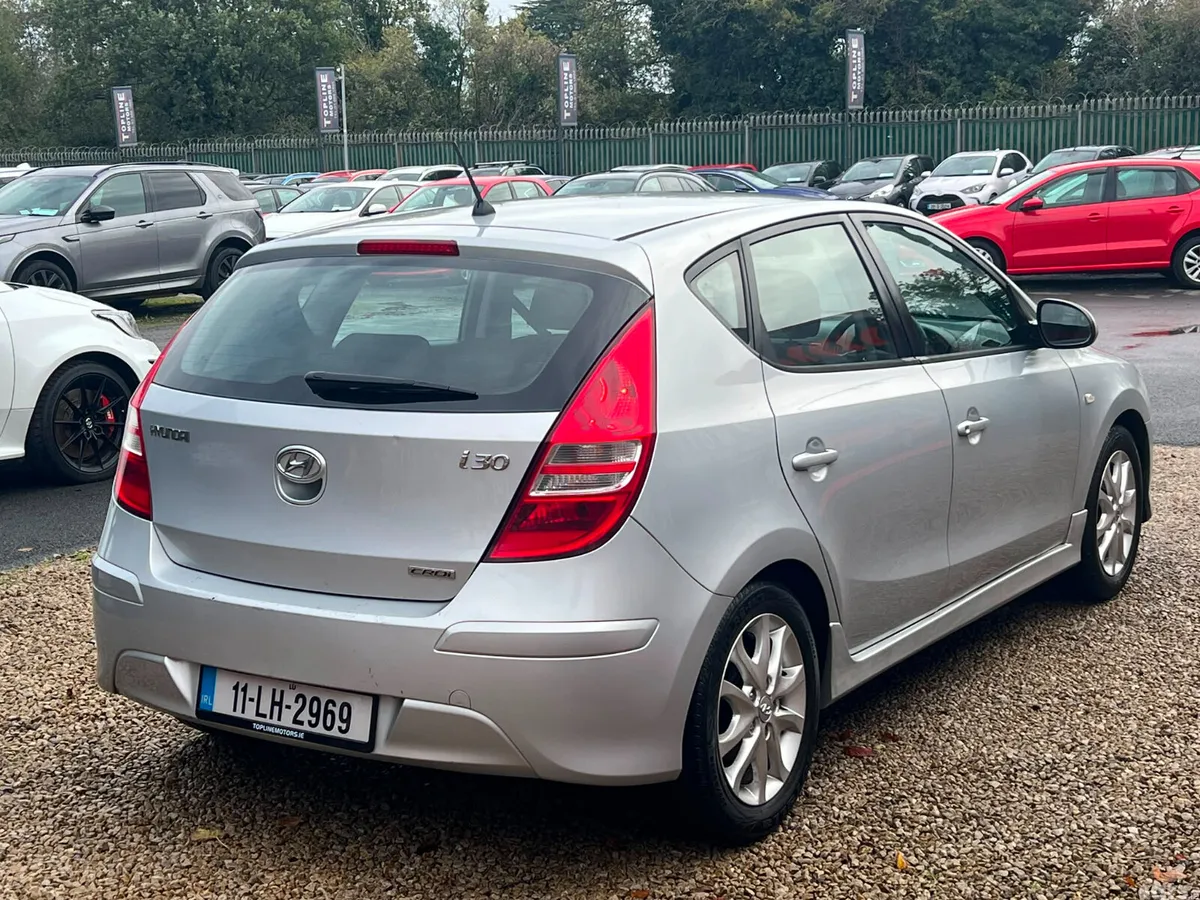 Hyundai i30 Hatchback, Diesel, 2011, Silver
