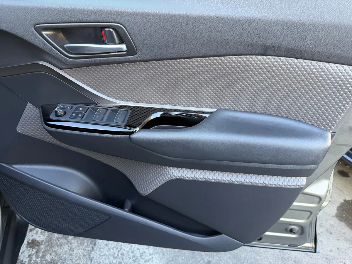 Toyota C-HR Hatchback, Petrol Hybrid, 2020, Green