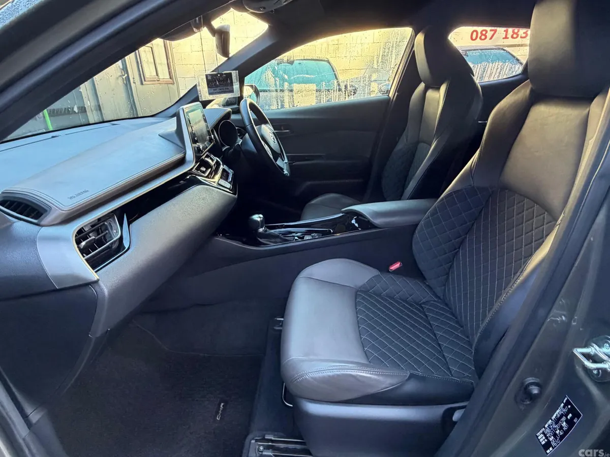 Toyota C-HR Hatchback, Petrol Hybrid, 2020, Green