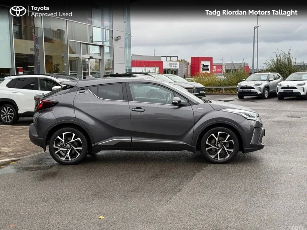 Toyota C-HR SUV, Petrol Hybrid, 2021, Grey