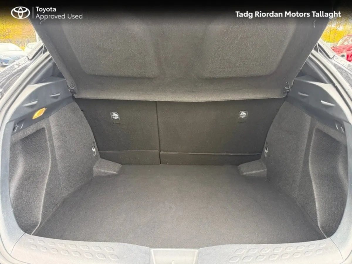 Toyota C-HR SUV, Petrol Hybrid, 2021, Grey
