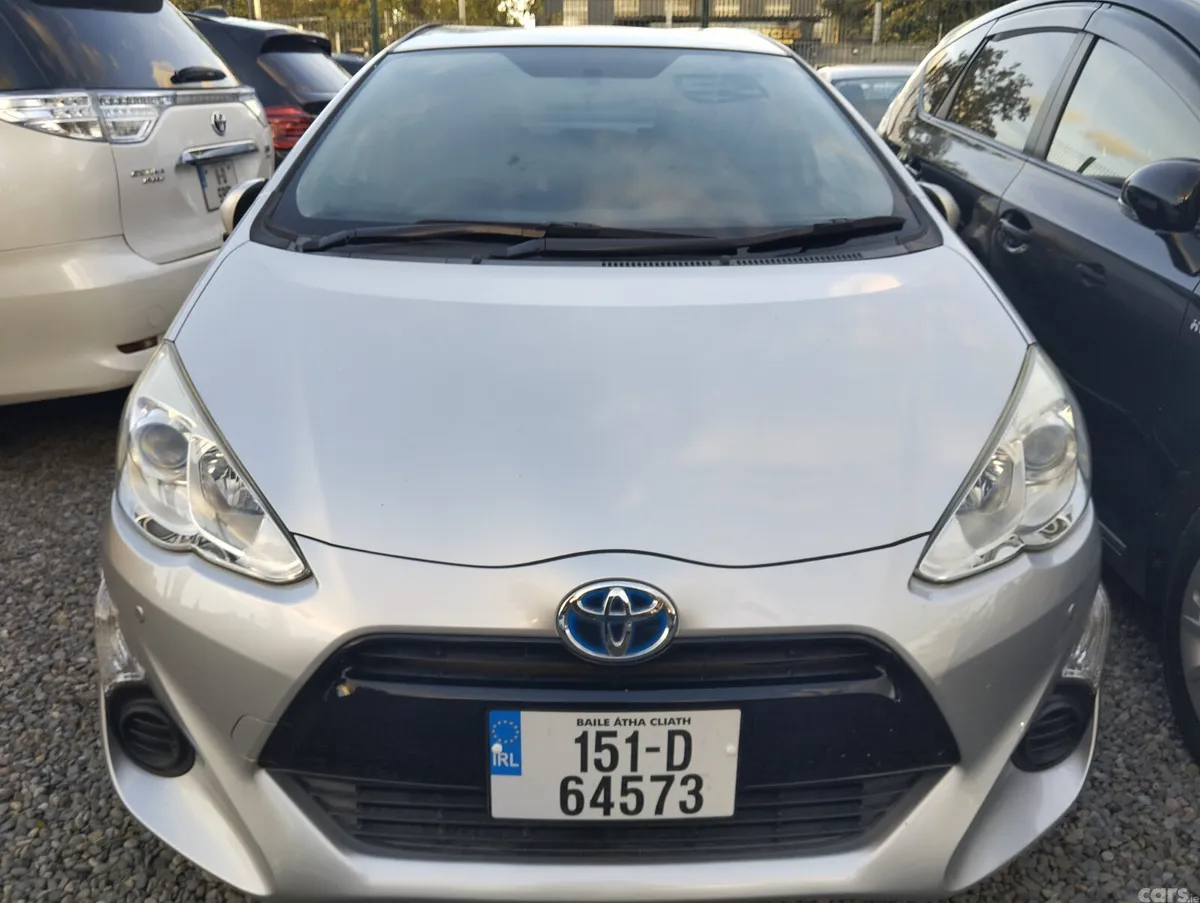 Toyota Aqua Hatchback, Petrol Hybrid, 2015, Silver