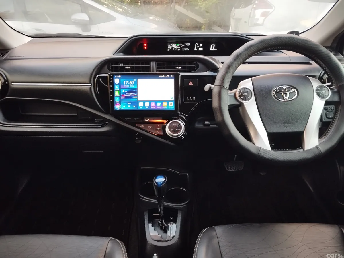 Toyota Aqua Hatchback, Petrol Hybrid, 2015, Silver