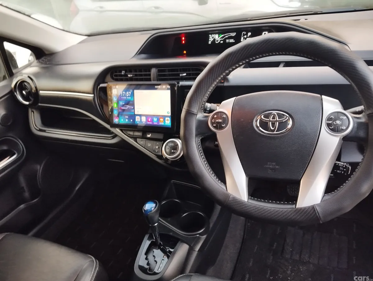 Toyota Aqua Hatchback, Petrol Hybrid, 2015, Silver