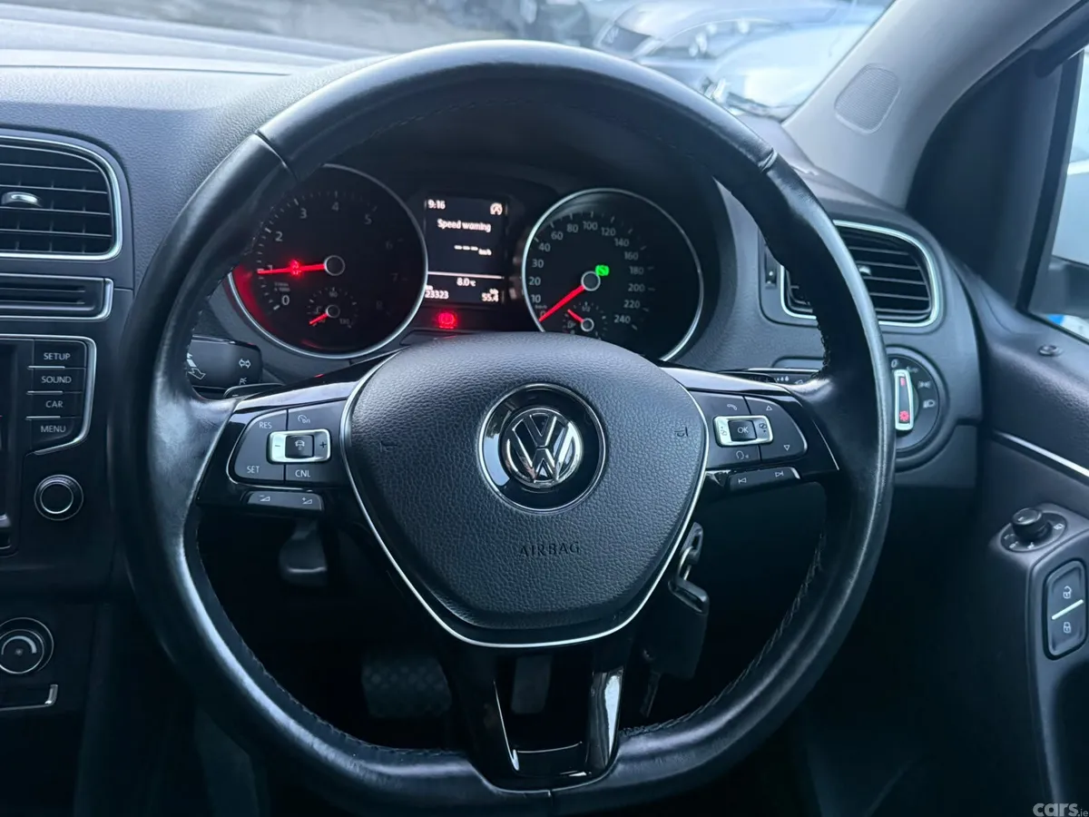 Volkswagen Polo Hatchback, Petrol, 2015, White