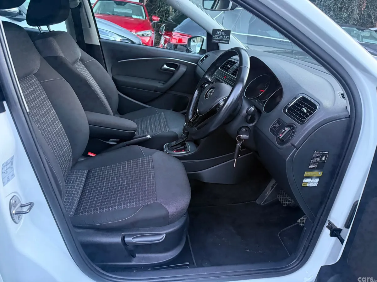 Volkswagen Polo Hatchback, Petrol, 2015, White