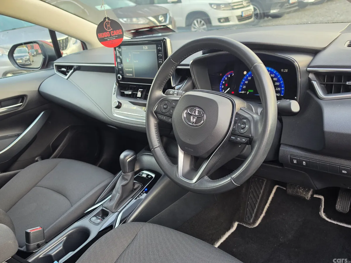 Toyota Corolla Saloon, Petrol Hybrid, 2020, Red