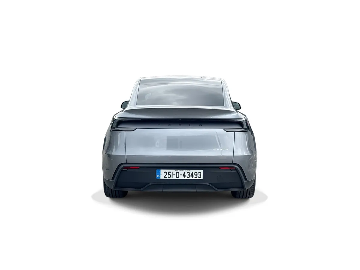 Tesla Model Y MPV, Electric, 2025, Grey
