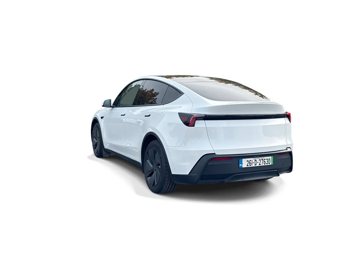 Tesla Model Y MPV, Electric, 2026, White