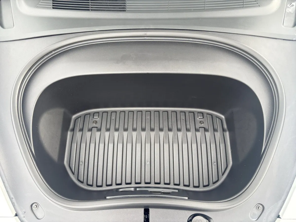 Tesla Model 3 Saloon, Electric, 2024, White