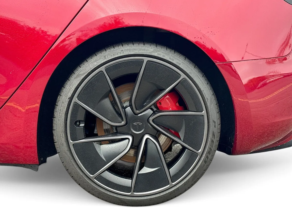 Tesla Model 3 Saloon, Electric, 2025, Red
