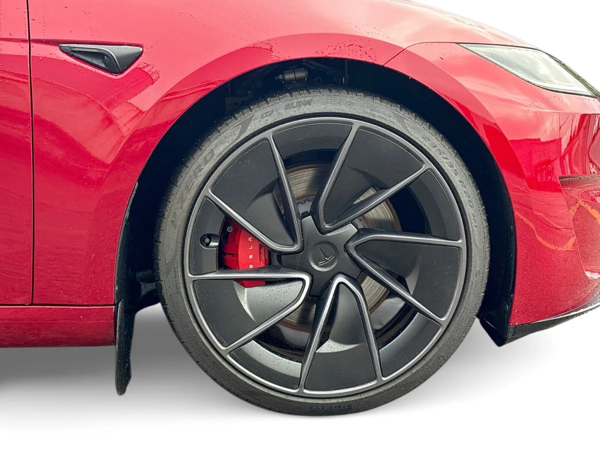 Tesla Model 3 Saloon, Electric, 2025, Red