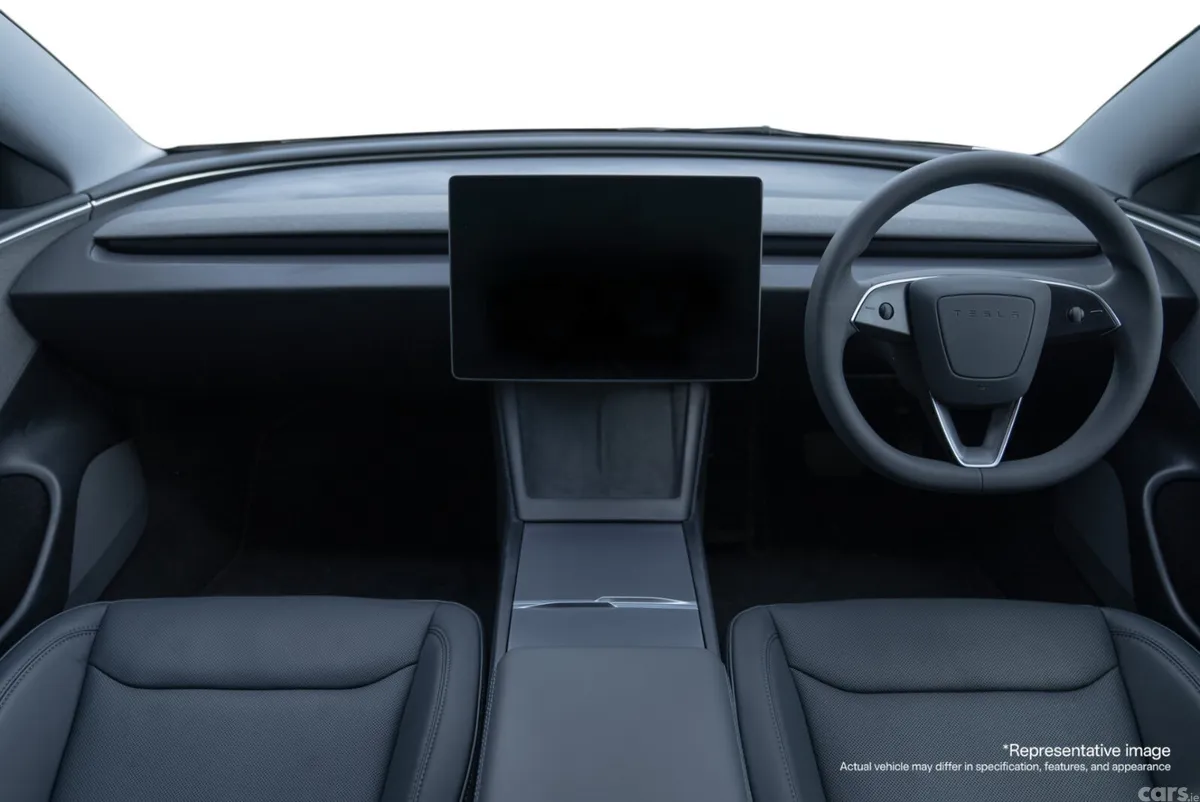 Tesla Model 3 Saloon, Electric, 2025, Red