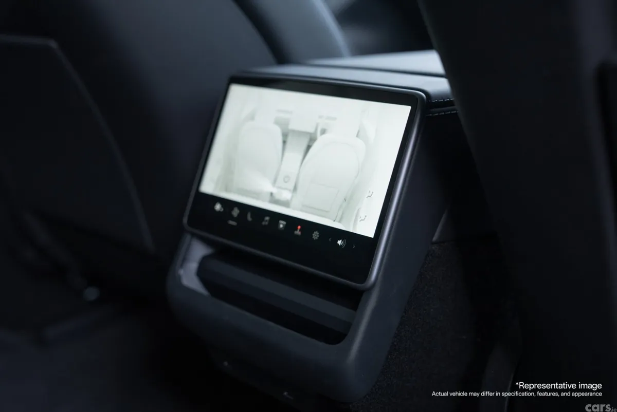 Tesla Model 3 Saloon, Electric, 2025, Red