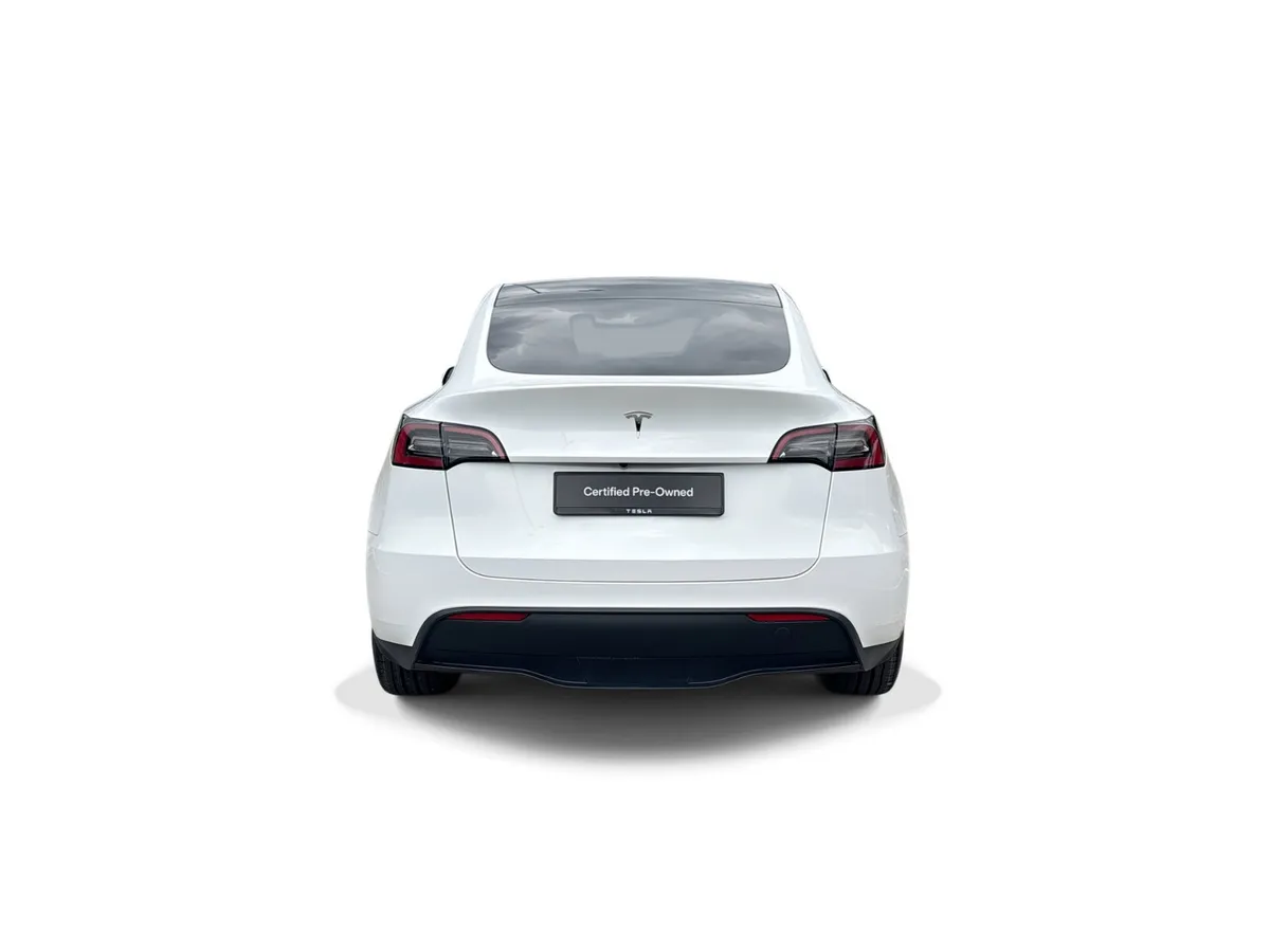 Tesla Model Y Saloon, Electric, 2023, White